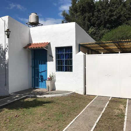 Villa La Casa Azul: Tranquilidad Y Esparcimiento En Un Entorno Natural Chascomús Exterior foto